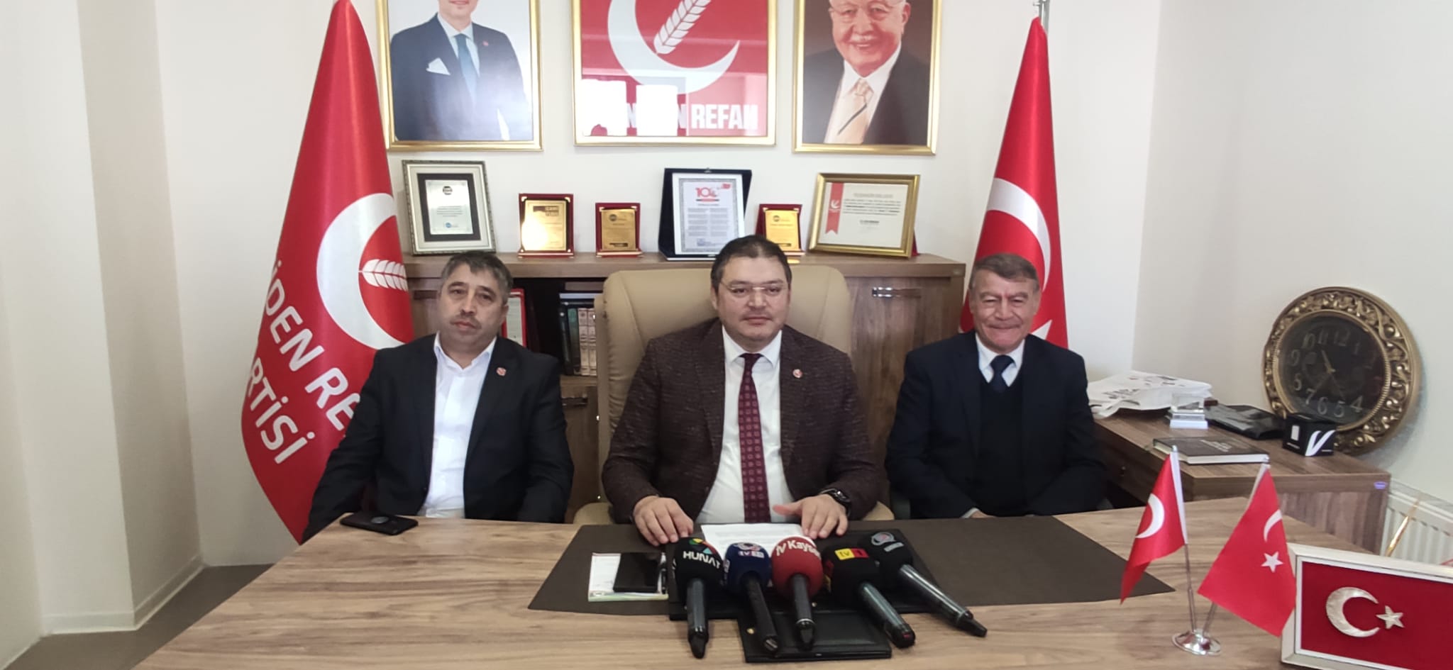 YENİDEN REFAH PARTİSİ 3. YILINI KUTLADI