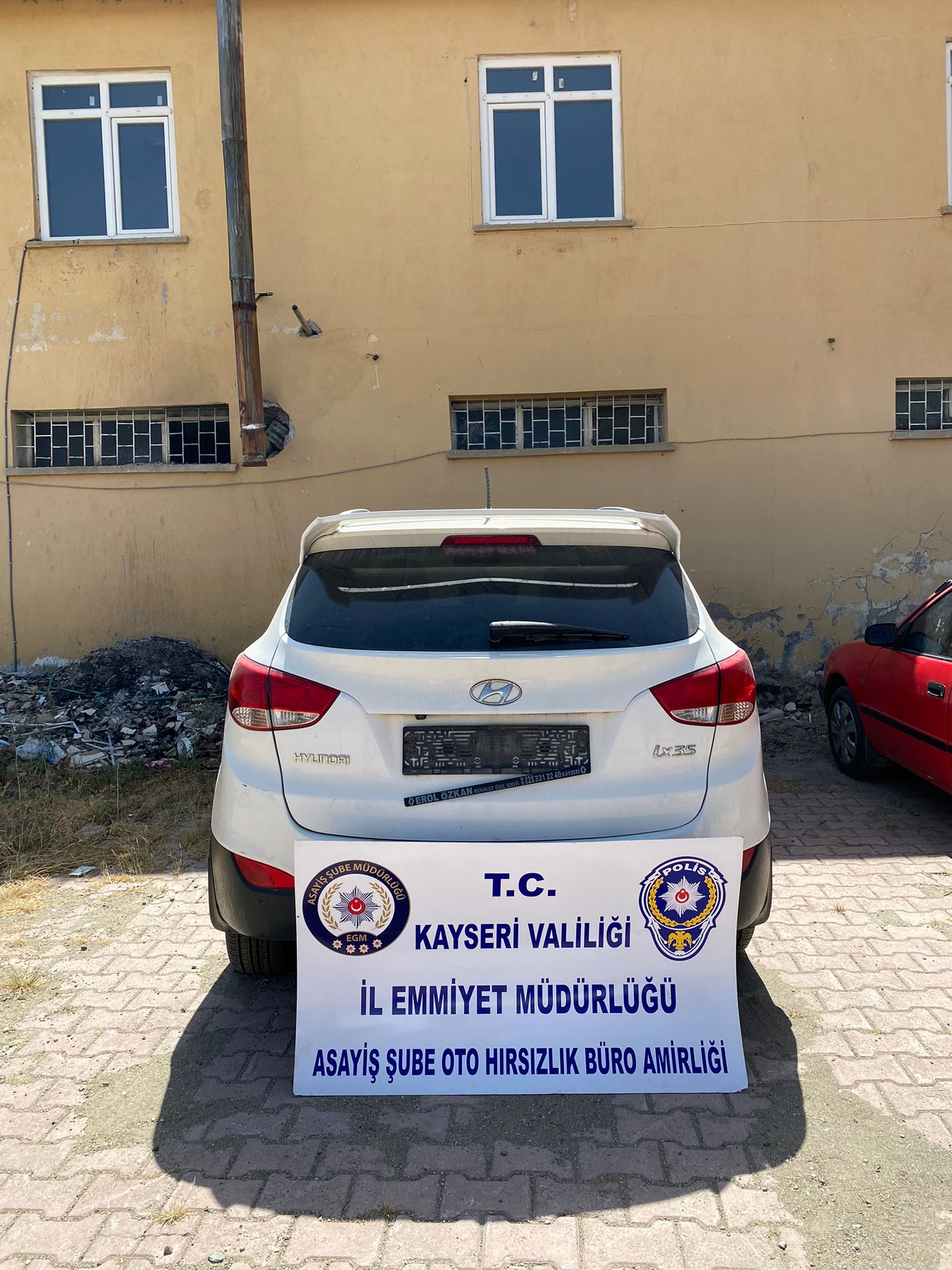 Çalıntı araç sahibine teslim edildi, fail aranıyor