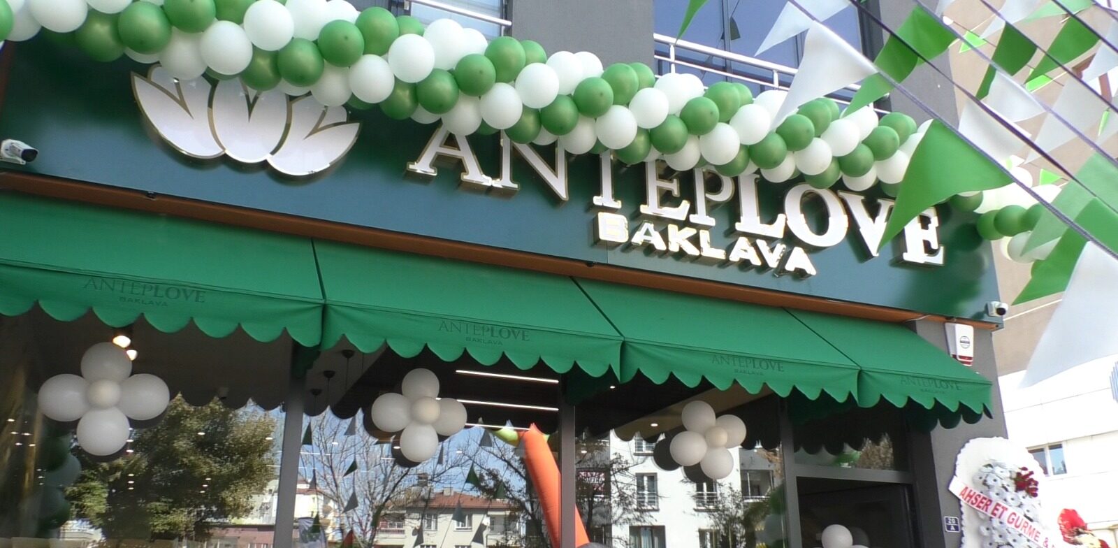 ANTEPLOVE BAKLAVA’NIN İLK TÜRKİYE ŞUBESİ KAYSERİ’DE AÇILDI