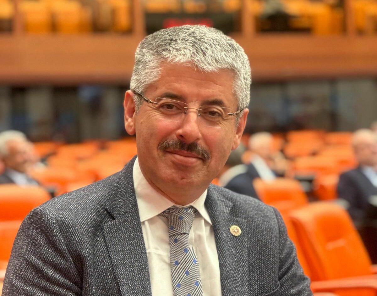 ÇOPUROĞLU: “BU MÜBAREK ZAMAN DİLİMİNDE DAYANIŞMA RUHUNU CANLI TUTMALIYIZ”